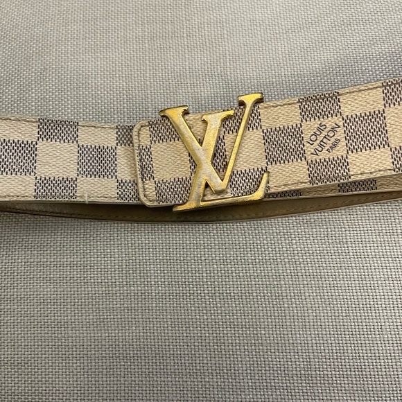 Louis Vuitton Belt - Picture 2 of 2